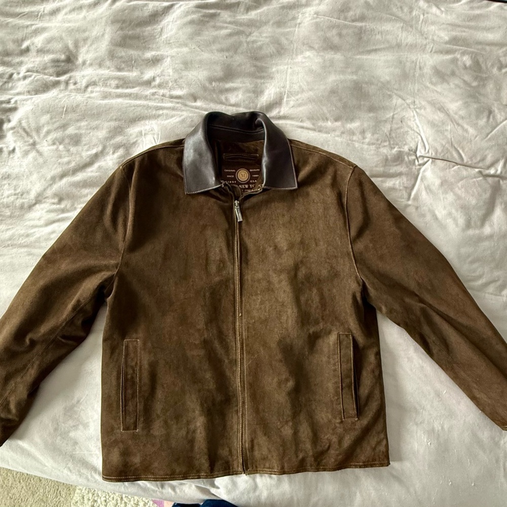 NWOT Andrew Marc of New York brown suede Jacket with contrasting stitching.